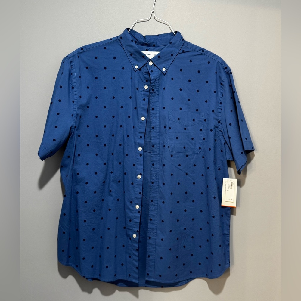 Old Navy Short Sleeve Men’s Button Down